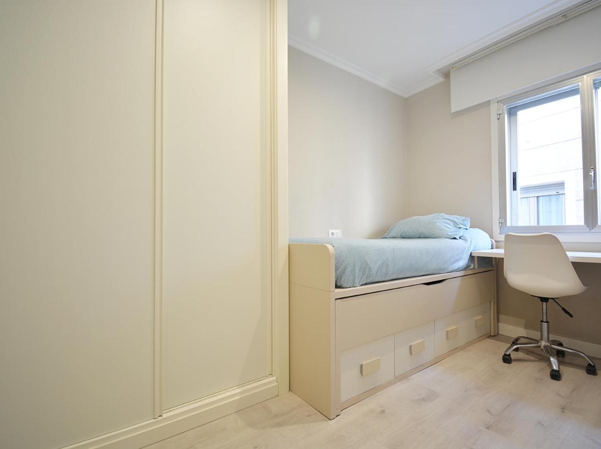 Galihost - Apartamento En Pleno Centro De Portonovo, Санхенхо Экстерьер фото