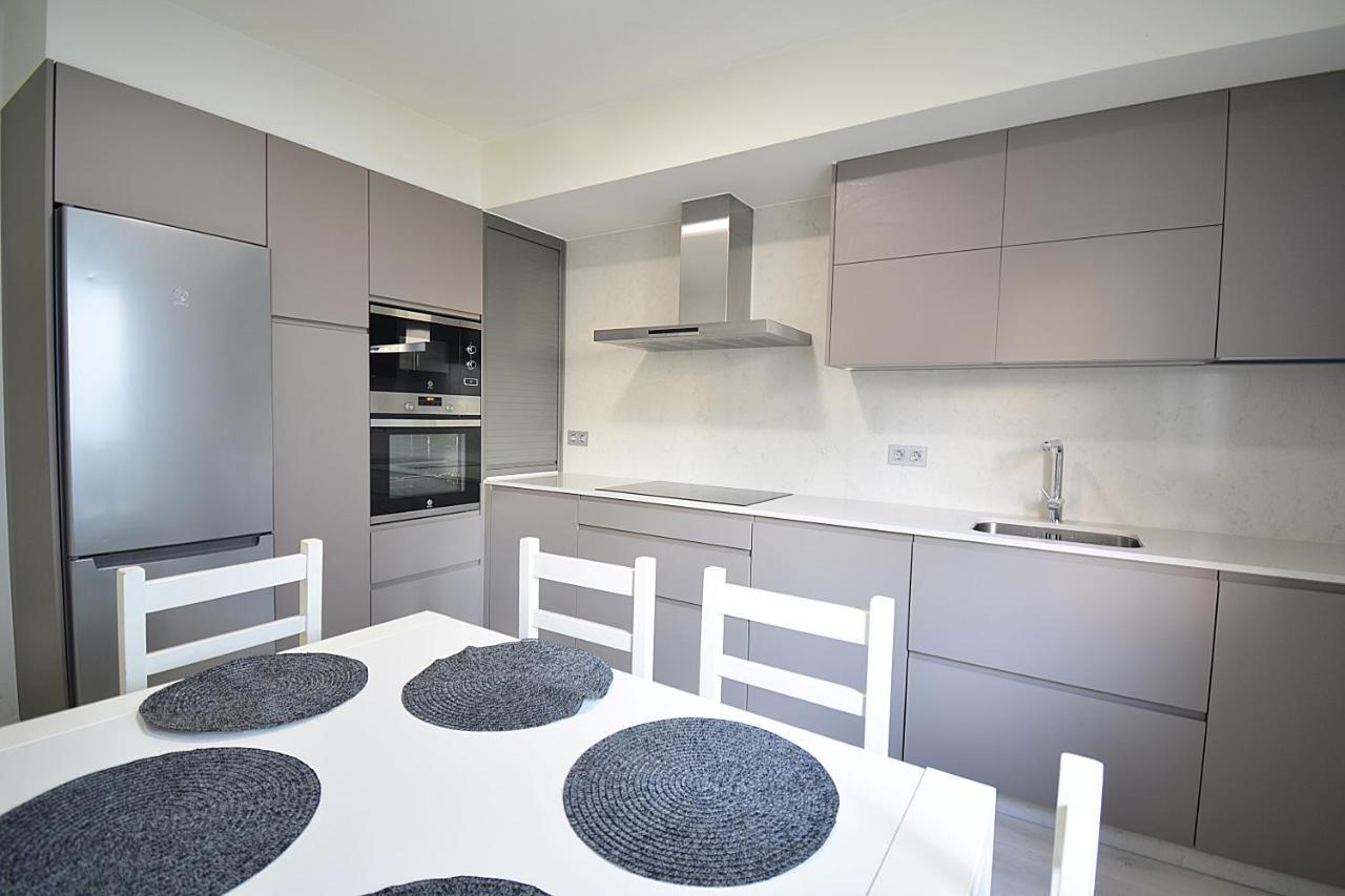 Galihost - Apartamento En Pleno Centro De Portonovo, Санхенхо Экстерьер фото